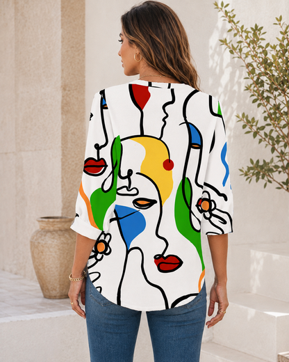 Blouse Femme à Imprimé Visages Abstraits – Col V et Manches 3/4