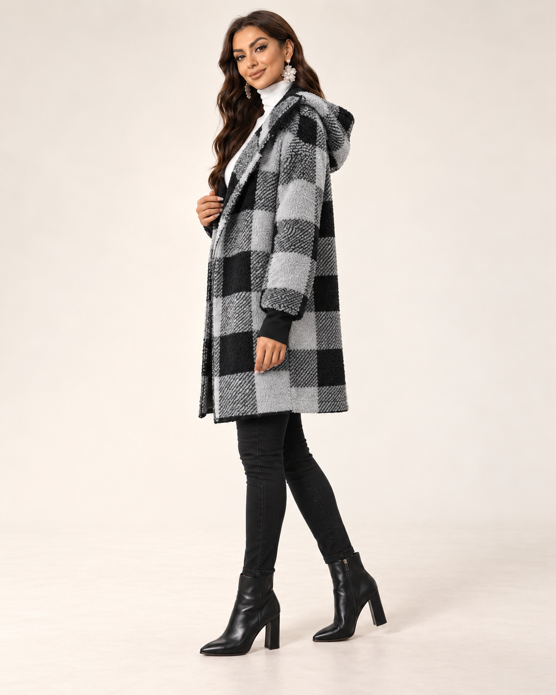 Manteau Cardigan Teddy à Carreaux – Capuche Oversize et Coupe Longue